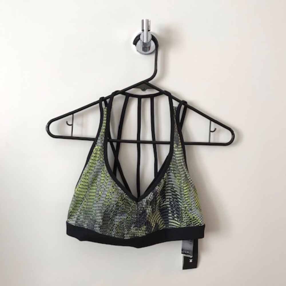 NWT - Koral - Designer Activewear - Size Medium
